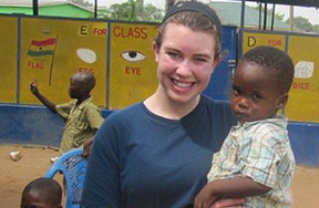 volunteers in southafrica teaching